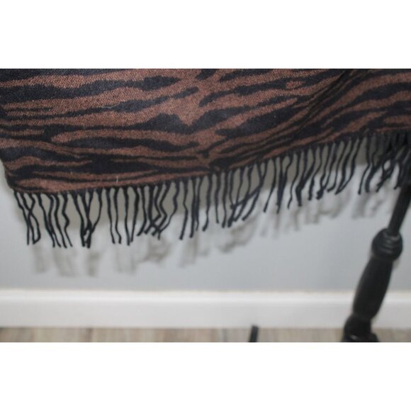 Cashmere Touch Cape Cardigan O/S Brown Zebra Print Open Front Fringe Winter Warm - Picture 5 of 5